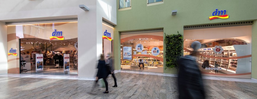 dm Drogerie Markt: Your drugstore in the WEBERZEILE
